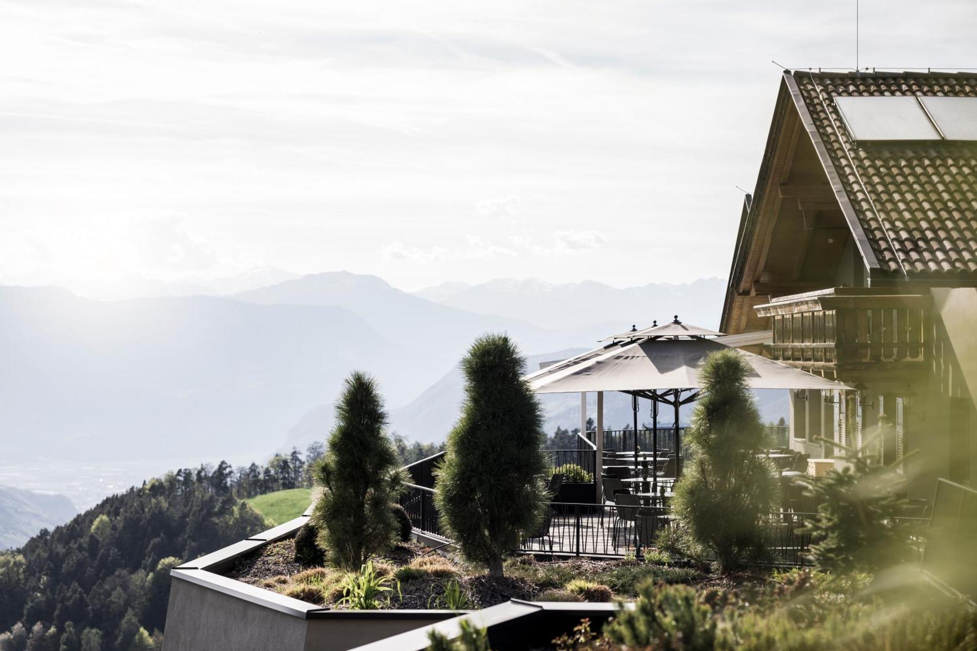 Gfell Hotel Fiè Екстериор снимка